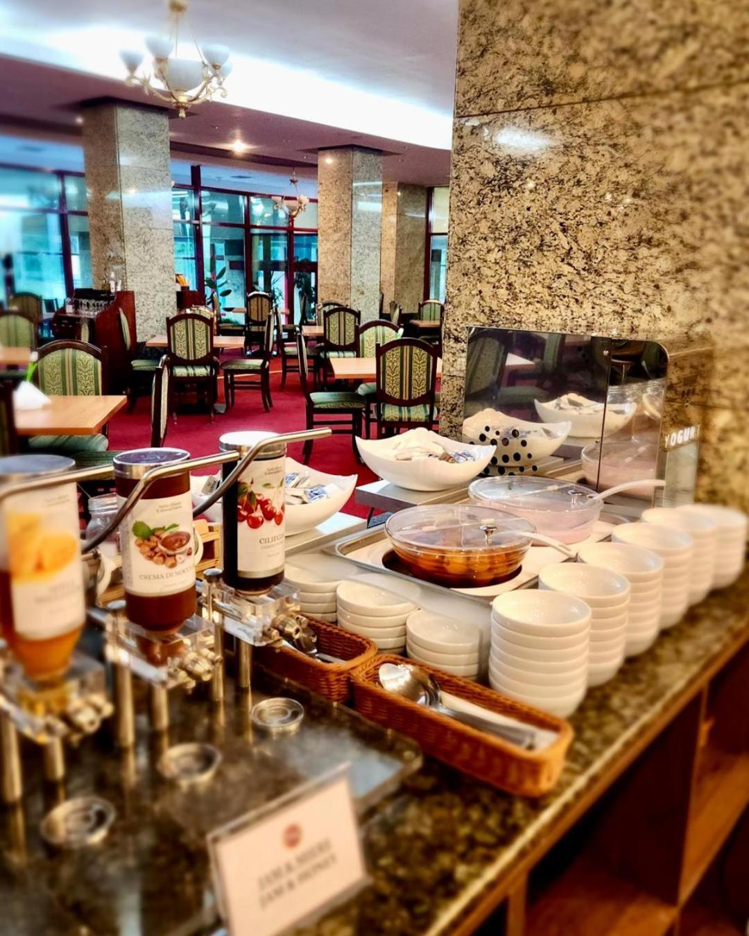 Hotel Piatra Mare Пояна-Брашов Экстерьер фото