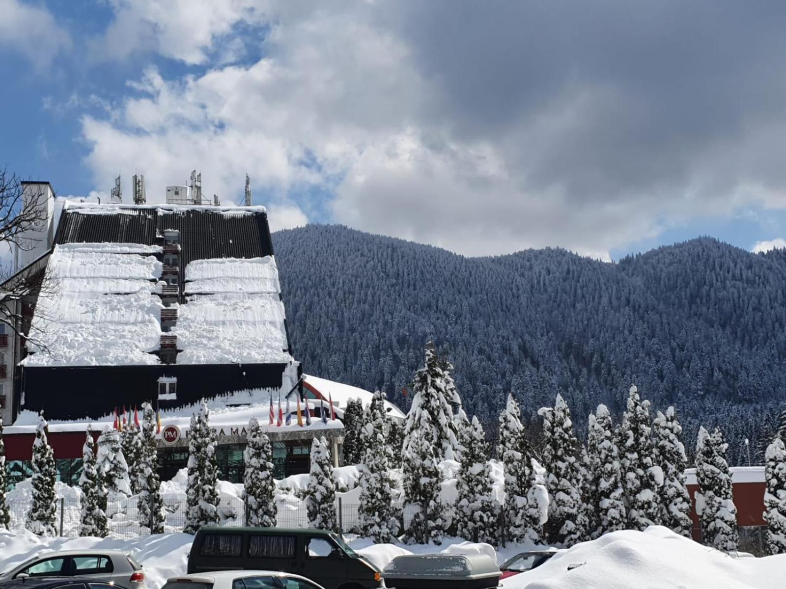 Hotel Piatra Mare Пояна-Брашов Экстерьер фото