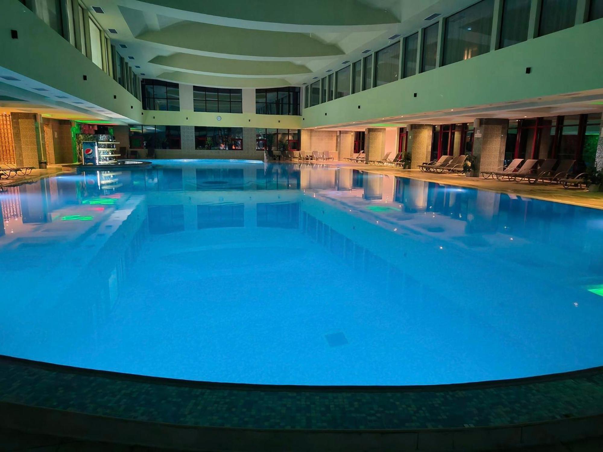 Hotel Piatra Mare Пояна-Брашов Экстерьер фото