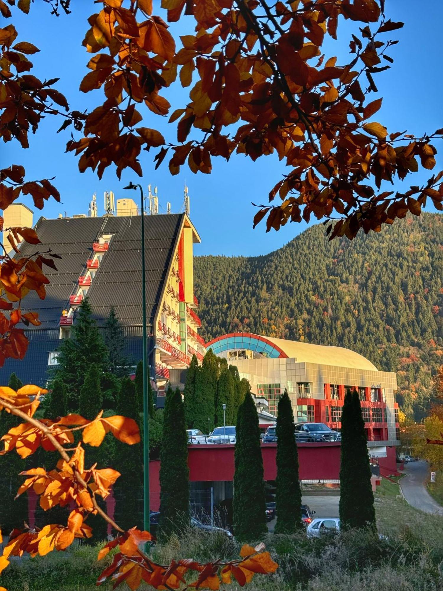 Hotel Piatra Mare Пояна-Брашов Экстерьер фото