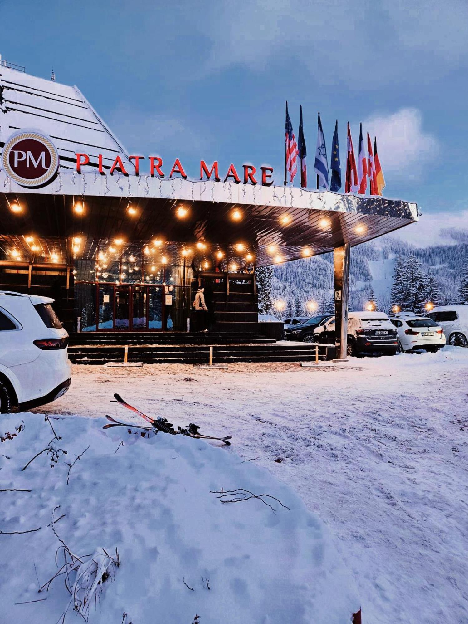 Hotel Piatra Mare Пояна-Брашов Экстерьер фото